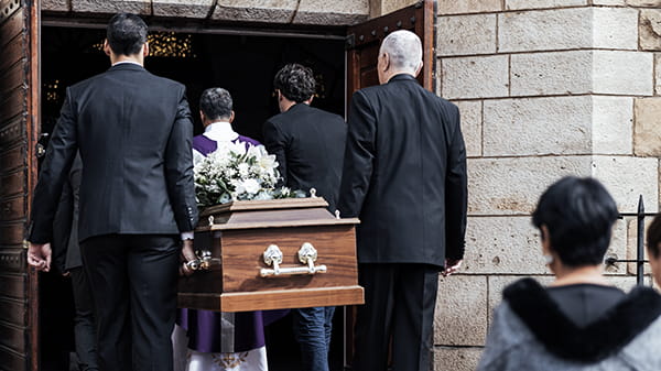 Trusted mortuary transportation service for shipping ashes and bodies globally